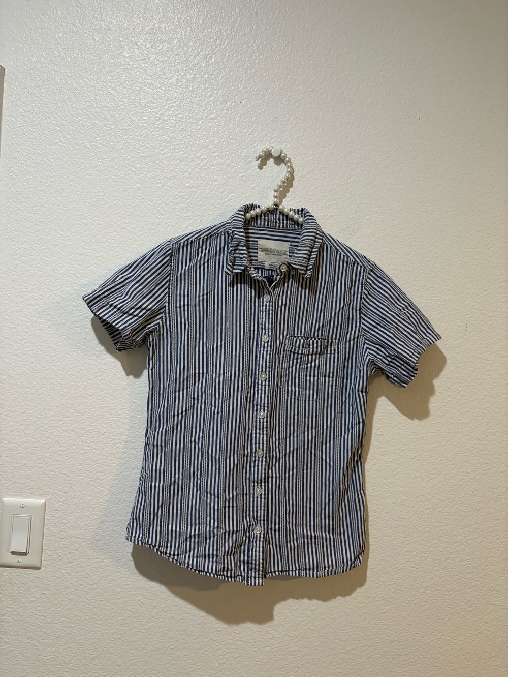 Wildfang Men's Short-Sleeve Vertical Stripe Button-Down - Blue & White